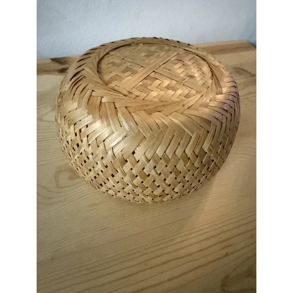 VTG‎ Round Delicate Wicker Rattan Basket Table Decor MCM Style Centerpiece Boho